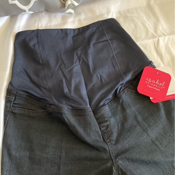 Isabel Maternity Crossover Panel Bermuda Shorts - Picture 11 of 12